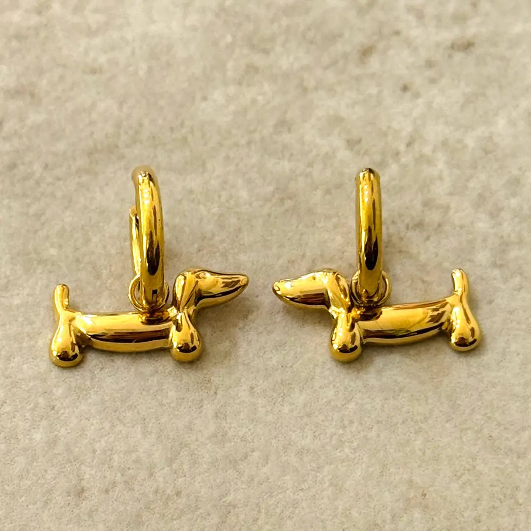 Boucles d'oreilles créoles teckel minimalistes