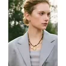 Collier polyester léopard et charm's plaqué or