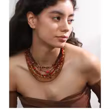 Collier perles résine  et acier plaqué or