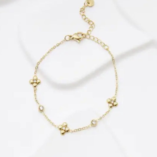 Bracelet Fleur Dorée & Cristaux – Acier Inoxydable